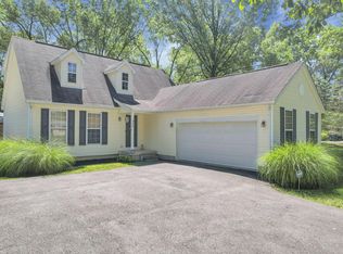 550 Country Club Rd, Columbus, OH 43213