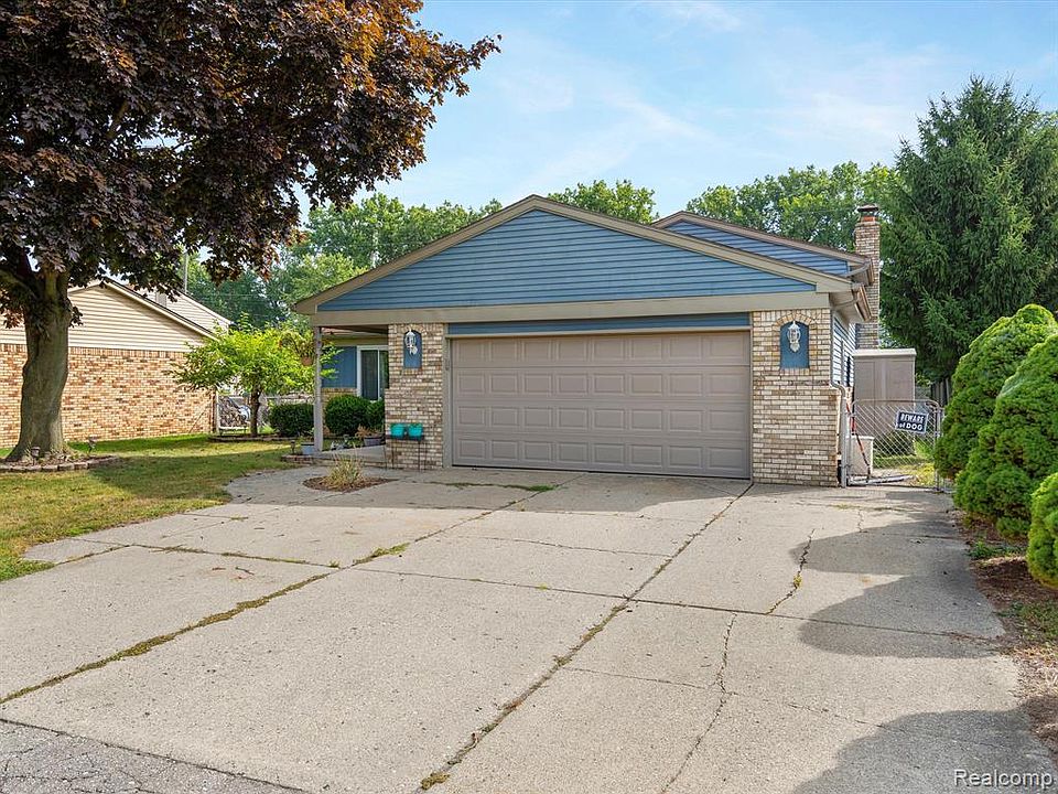 39460 Camp St, Harrison Township, MI 48045 MLS 20221044079 Zillow