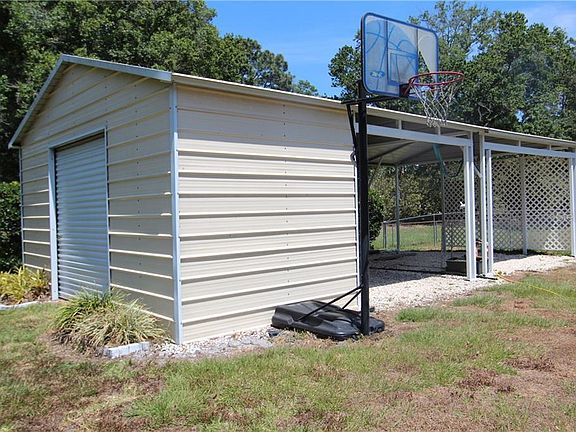 5th image of 2510 Chateau Dr