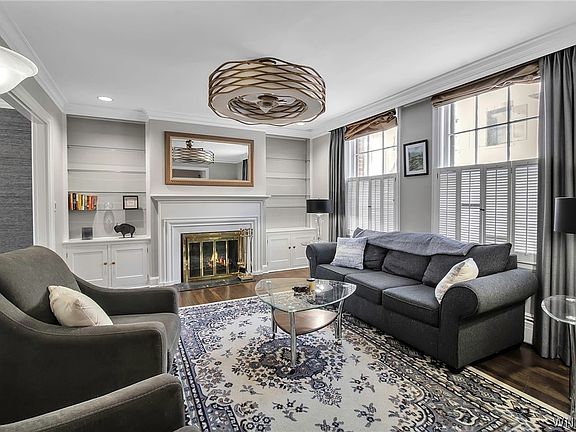 5th image of 5 Mayfair Ln