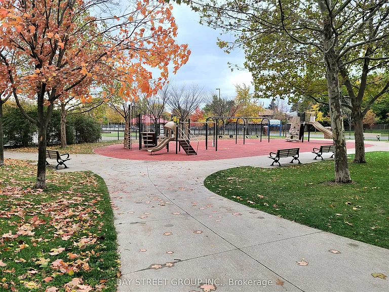 23 Lorraine Dr #1108 — Photo 12