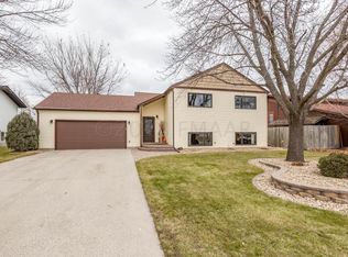 2518 29th Ave S, Moorhead, MN 56560