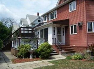 218 W Franklin St, Holyoke, MA 01040