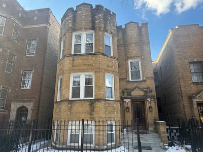 (Undisclosed Address), Chicago, IL, 60618