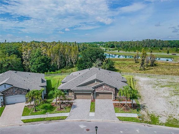 4th image of 19319 Hawk Valley Dr