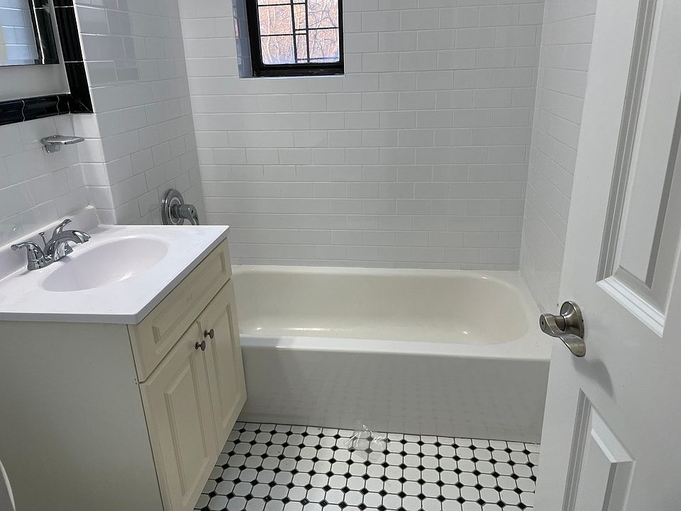 1st image of 53-10 32nd Ave #3T