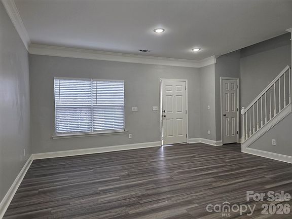 3rd image of 9525 Durness Dr