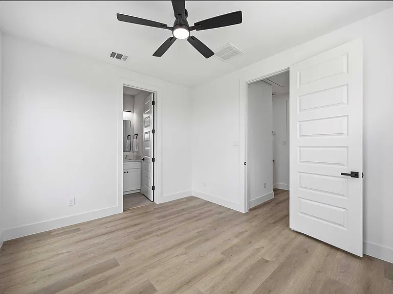 3103 Lelia St #B — Photo 17