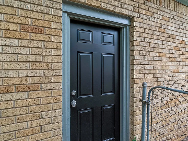 2029 Andover Ct — Photo 30