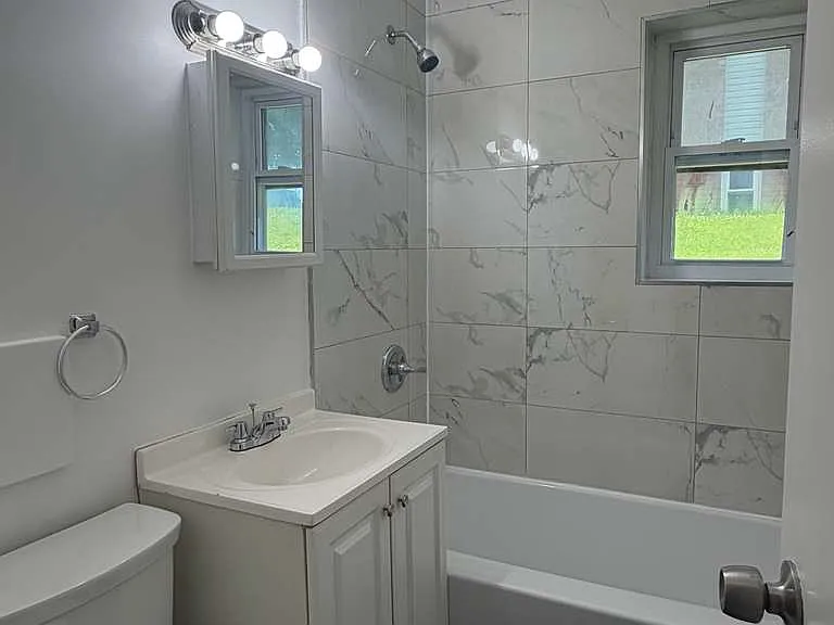 475 Park Ave #A7 — Photo 2