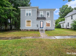 15 E Elm St, Fremont, MI 49412
