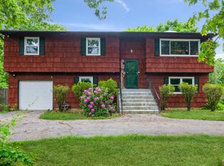 437 Revilo Ave, Shirley, NY 11967