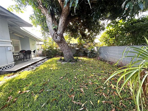 2nd image of 621A Auwai St