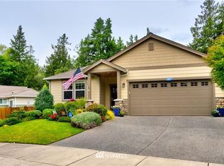 1957 Fraser Ave, Mount Vernon, WA 98274