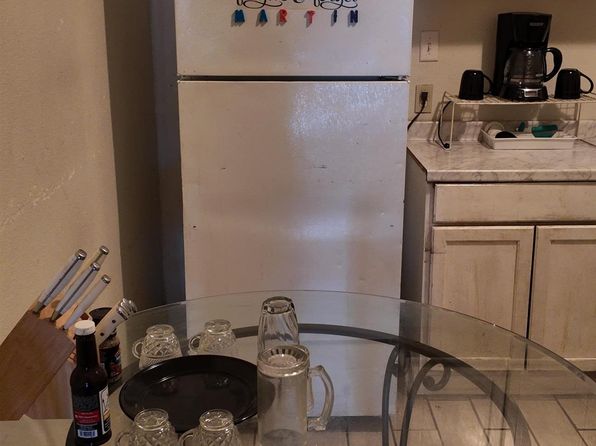 baton-rouge-louisiana-448473359 picture