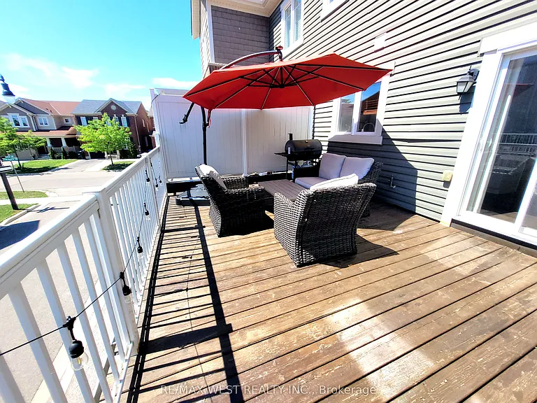 21 Billiter Rd W — Photo 8