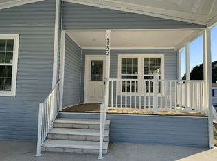 13222 Orange Ave, Grand Island, FL 32735