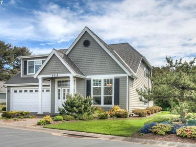 5735 SW Arbor Dr, Newport, OR, 97366