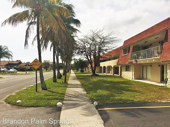 5th image of 965 Manor Dr #7719072