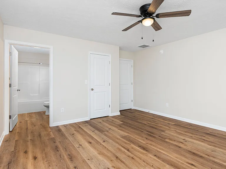 635 N Bayard Ave — Photo 22
