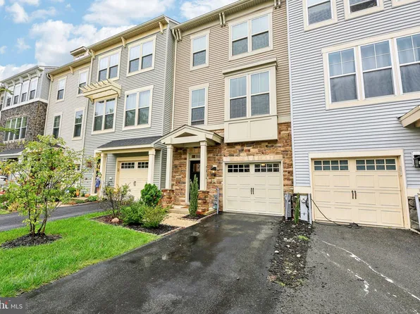 7615 Lyndon Ct, Glen Burnie, MD 21060