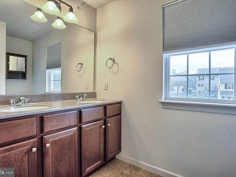 8108 J Carl Williams Blvd — Photo 7