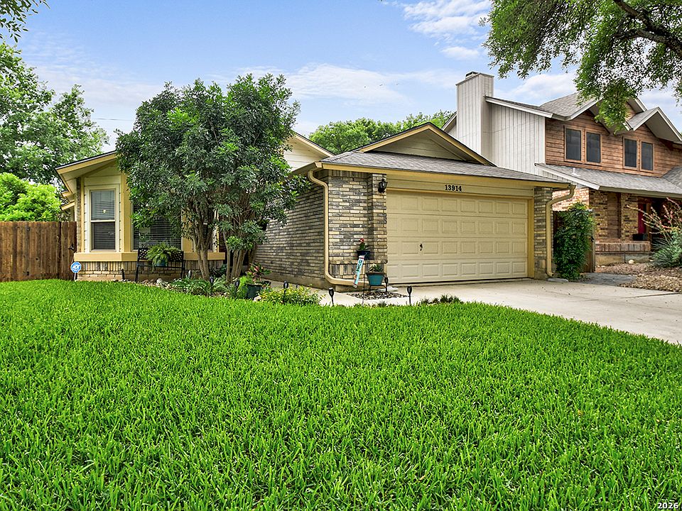 1st image of 13914 LAUREL HOLLOW DR