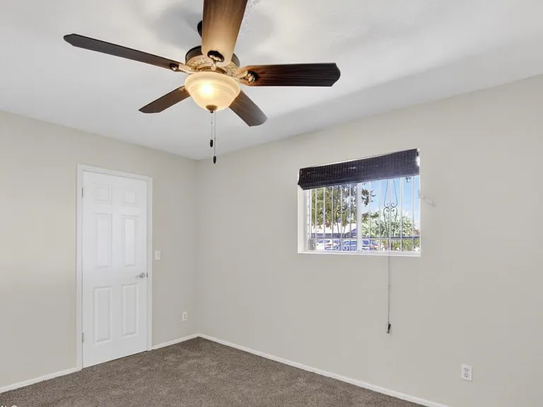 2215 W Butler Dr — Photo 5