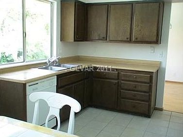 4th image of 5402 Winston Dr