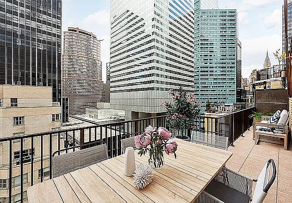 3rd image of 135 E 54th St APT 7F