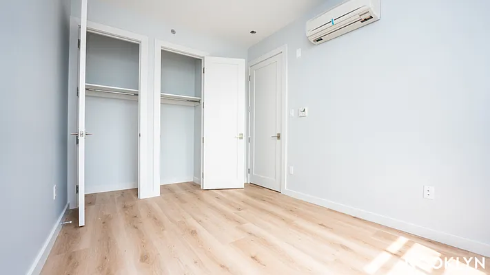 Rented by Nooklyn NYC LLC | media 57