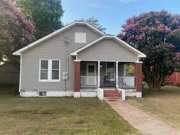104 W Main St, Almyra, AR 72003