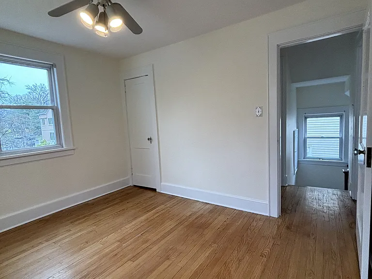 613 Martense Ave — Photo 18