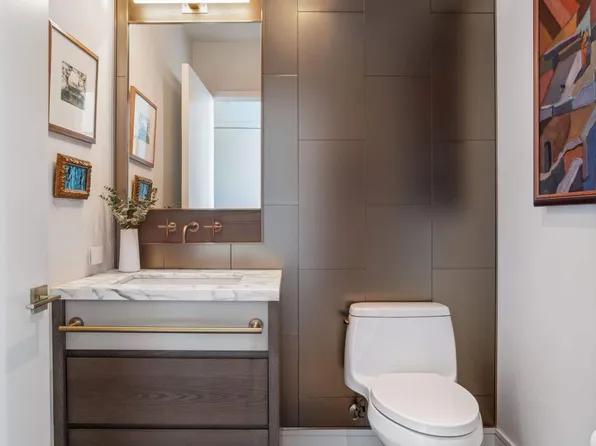 305 East 51st Street image 6 of 22