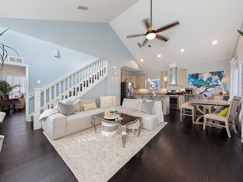 1st image of 15 Bayshore Pines Ct N