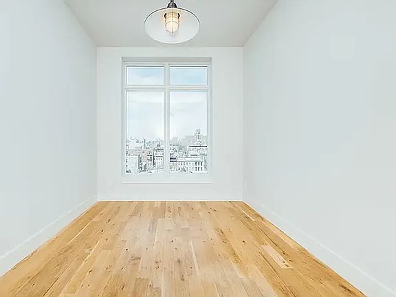 3rd image of 785 Dekalb Ave APT 5H