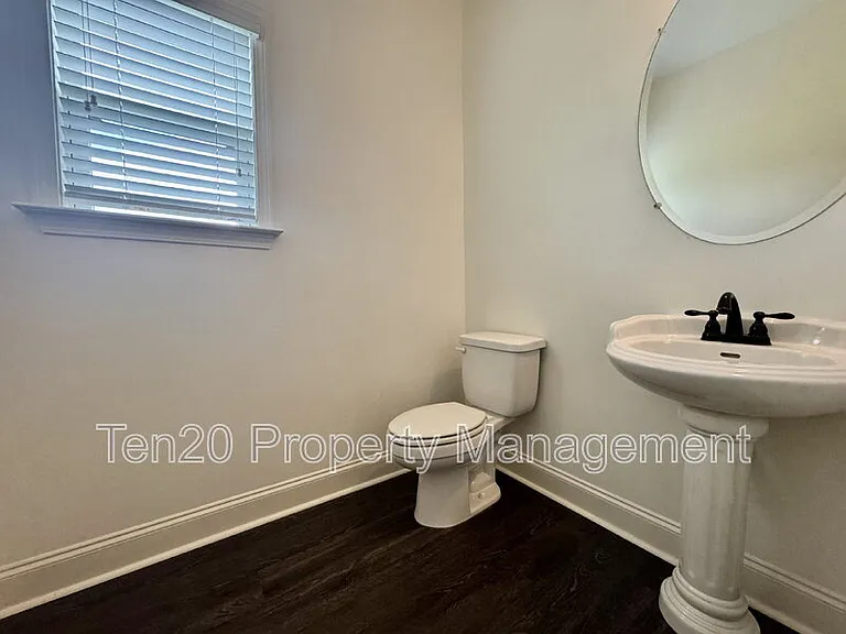5037 Lexington Ln — Photo 12