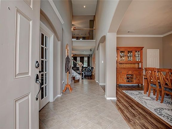 3rd image of 2900 Rockford Ct