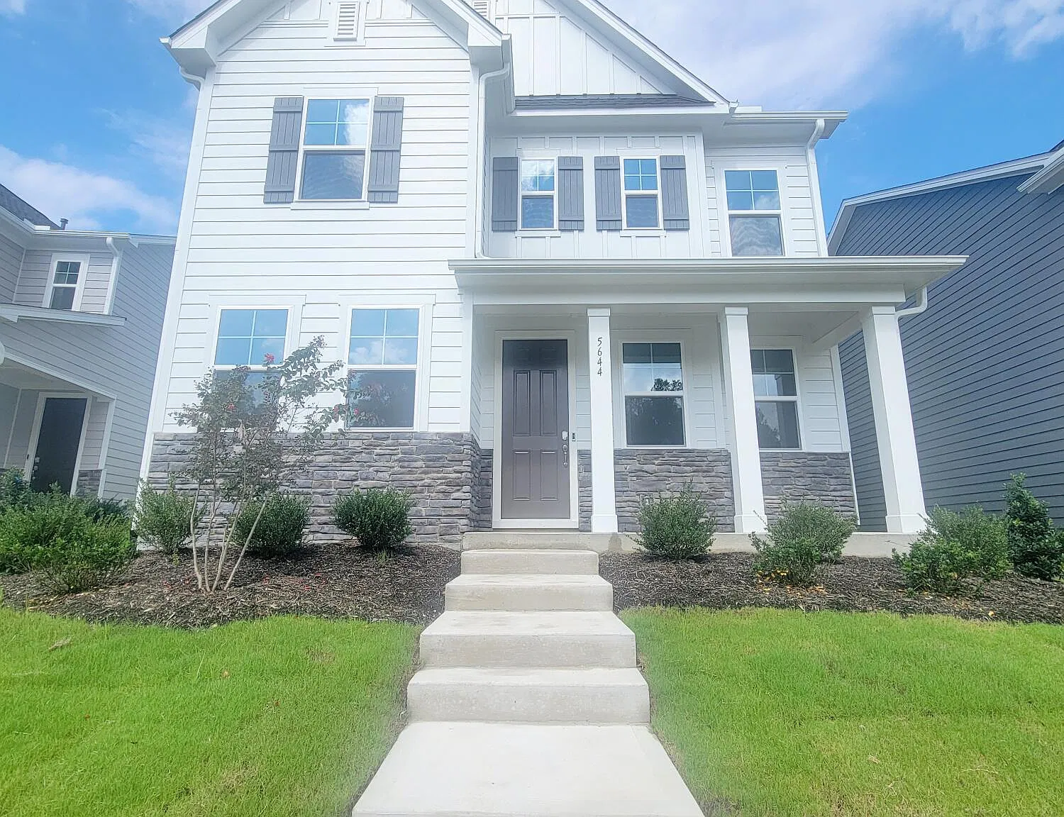 4 bed, 3.0 bath, 2543 sqft, $2,295 — Photo 1