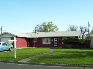 236 E Elm St, Othello, WA 99344
