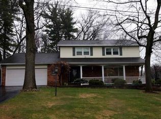 21 Joy Dr, Loudonville, NY 12211