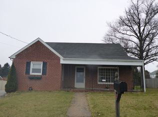 65 W Pennsylvania Ave, Stewartstown, PA 17363