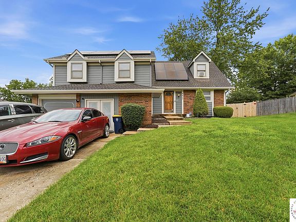 3rd image of 9017 Crescent Ct