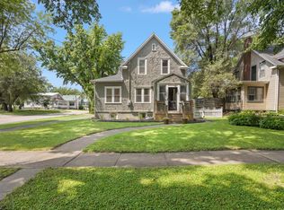 902 9th St N, Fargo, ND 58102
