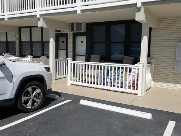 9415-19 Pacific Ave #33, Margate City, NJ 08402