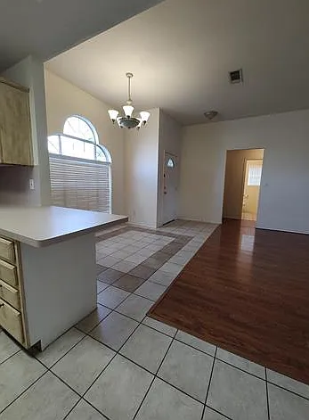 6030 Travis - 1 — Photo 2