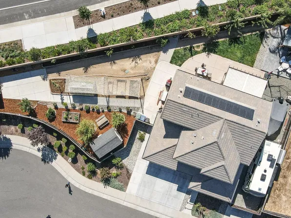 9438 Wineberry Way, Sacramento, CA 95829