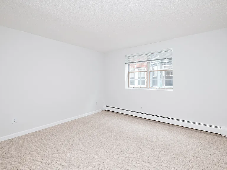 162 Summer St #6 — Photo 3