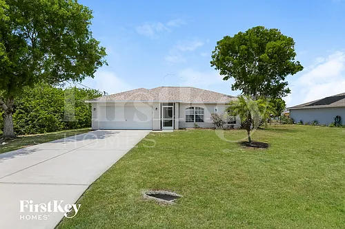215 Mossrosse St Photo 1