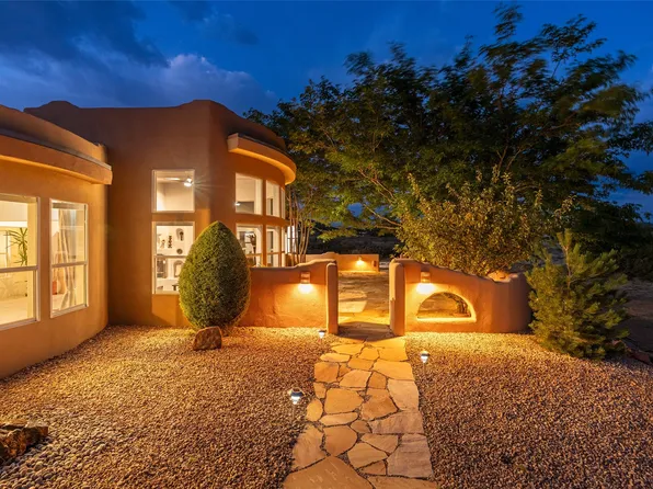 1 Sombra Ct, Santa Fe, NM 87508